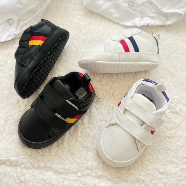 پاپوش پرچمی