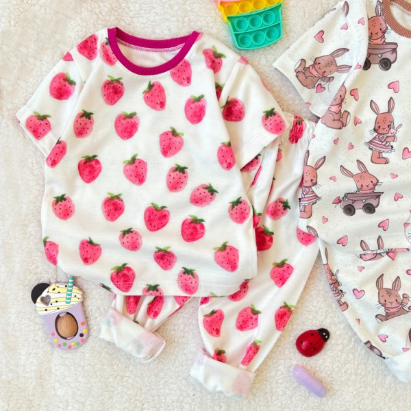 بلوز شلوار راحتی توت فرنگی